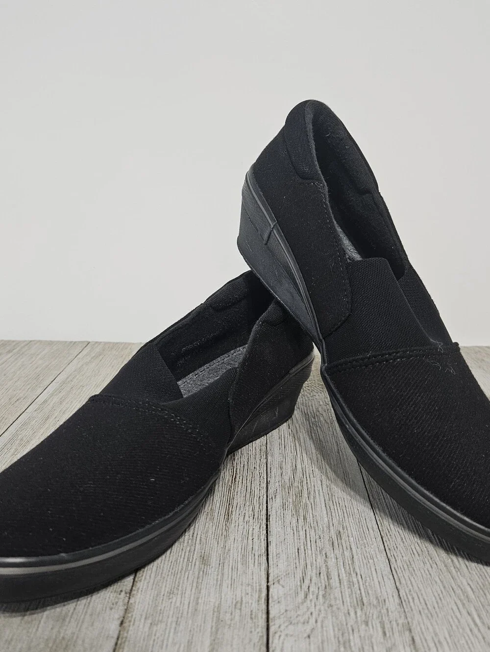 Grasshoppers size 6m